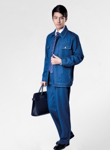 工作服 